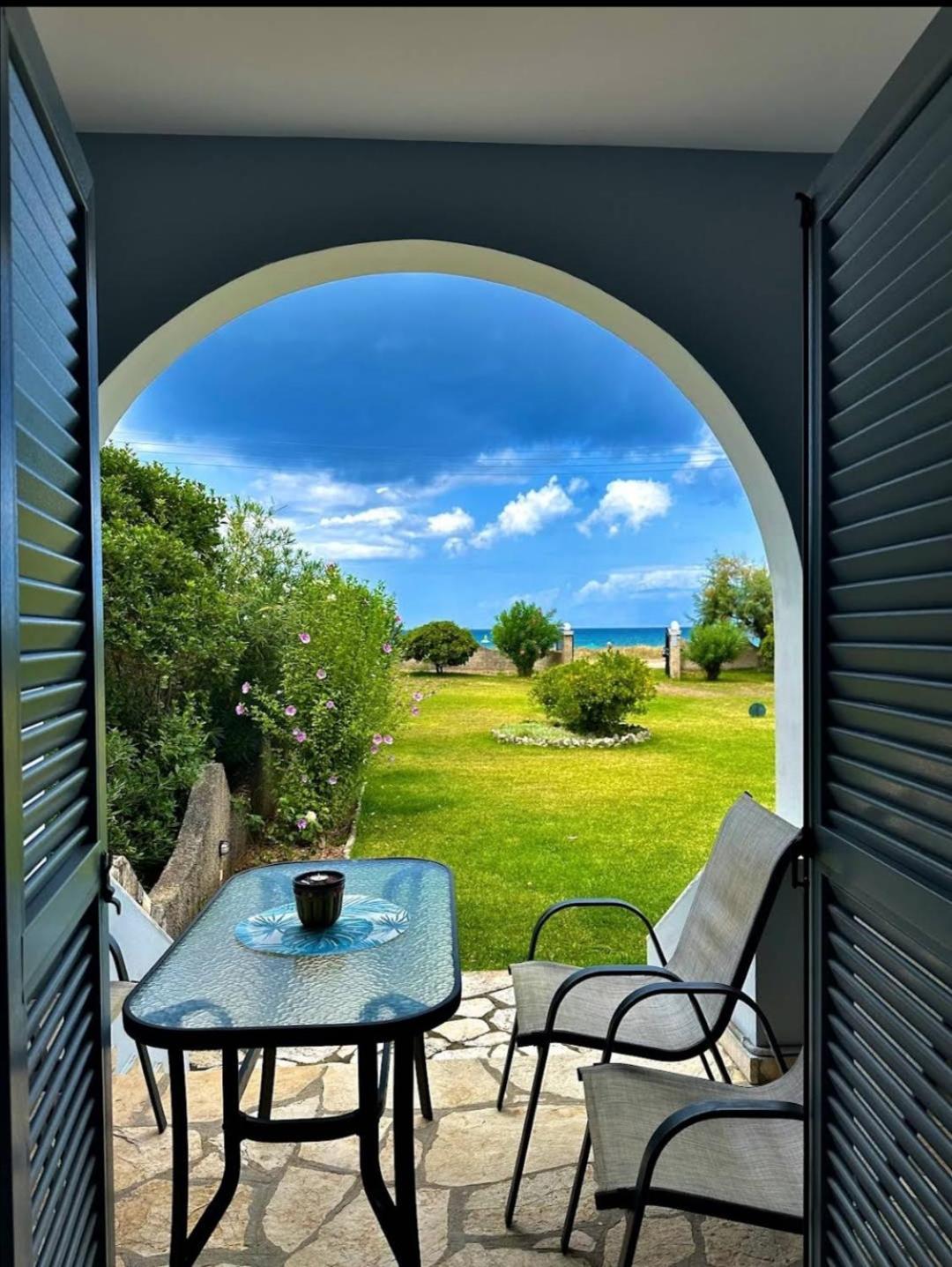 Angela, Seafront Apartments, Almiros Appartement *
